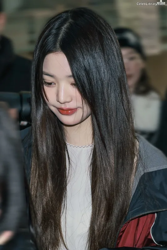 Jang Won-young 장원영 WONYOUNG photo 18 of 5846