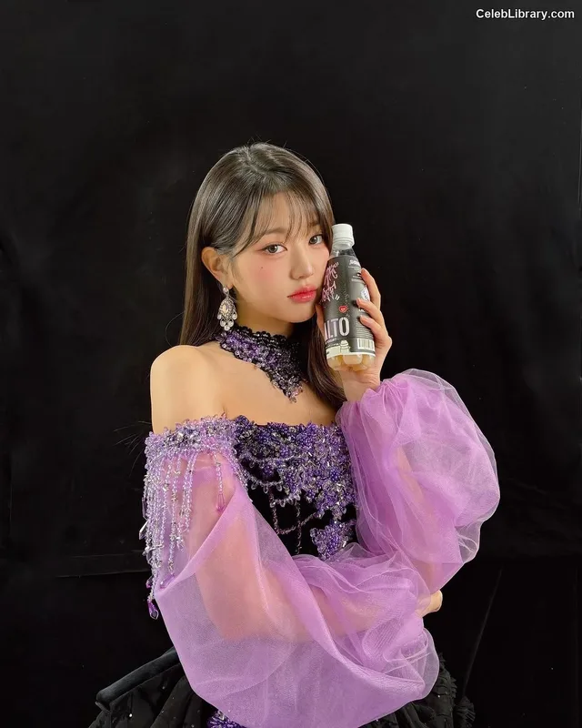 Jang Won-young 장원영 WONYOUNG photo 3 of 5846