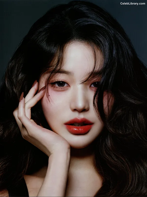 Jang Won-young 장원영 WONYOUNG photo 17 of 5846