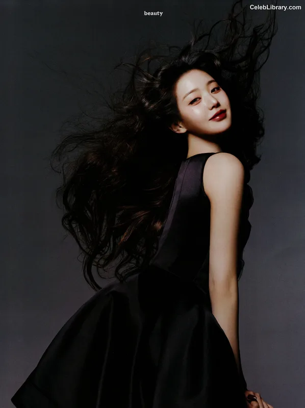 Jang Won-young 장원영 WONYOUNG photo 18 of 5846