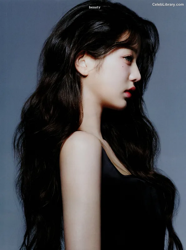 Jang Won-young 장원영 WONYOUNG photo 24 of 5846