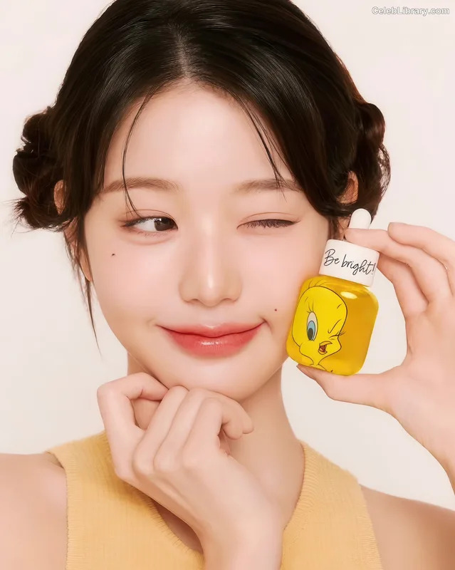 Jang Won-young 장원영 WONYOUNG photo 3 of 5846