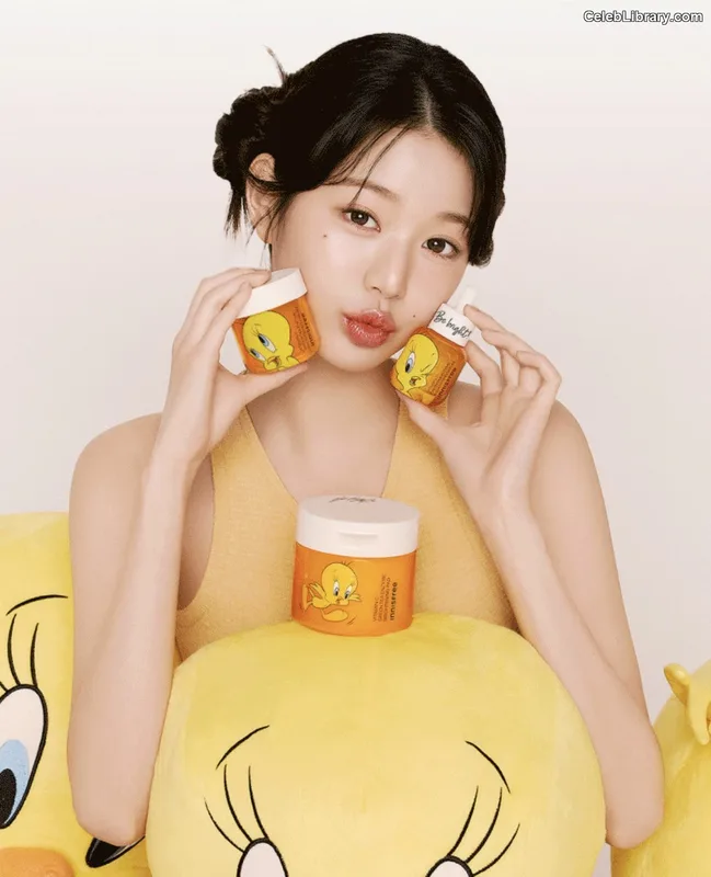 Jang Won-young 장원영 WONYOUNG photo 5 of 5846