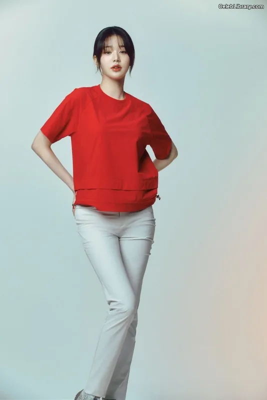 Jang Won-young 장원영 WONYOUNG photo 13 of 5846