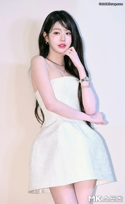 Jang Won-young  장원영 WONYOUNG photo 7 of 5846