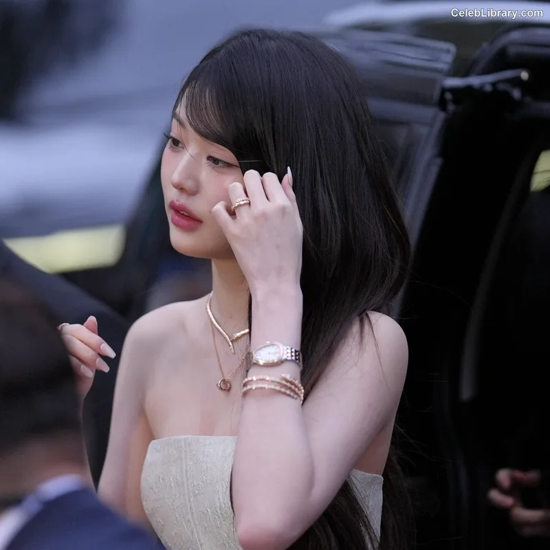 Jang Won-young  장원영 WONYOUNG photo 9 of 5846