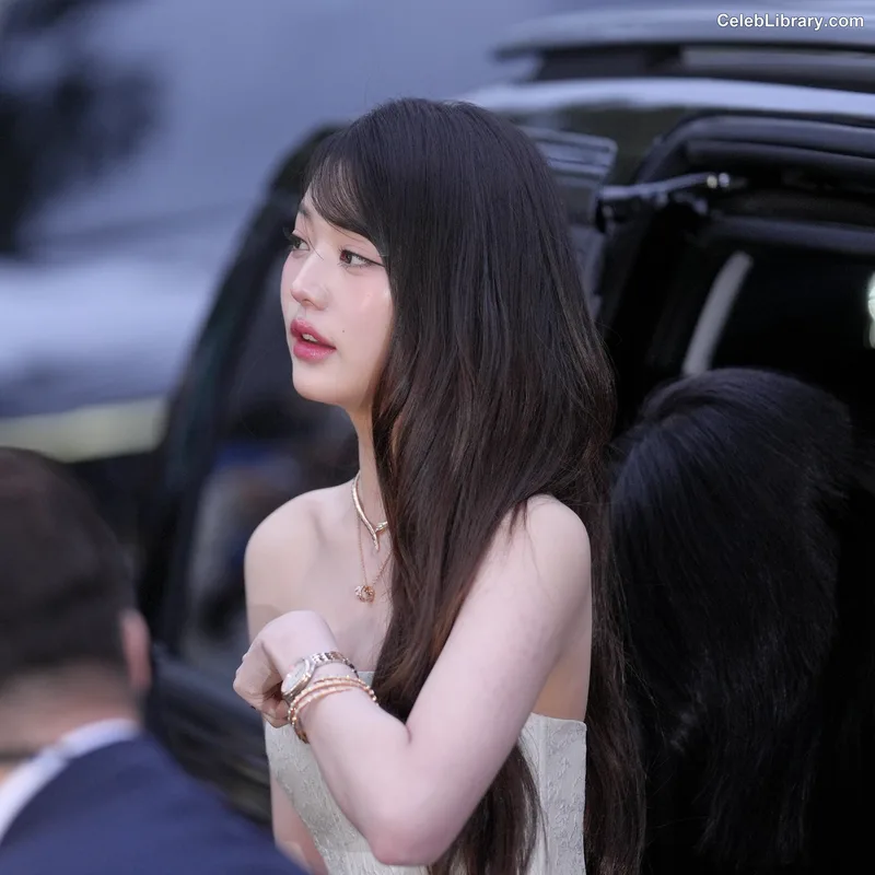 Jang Won-young  장원영 WONYOUNG photo 10 of 5846