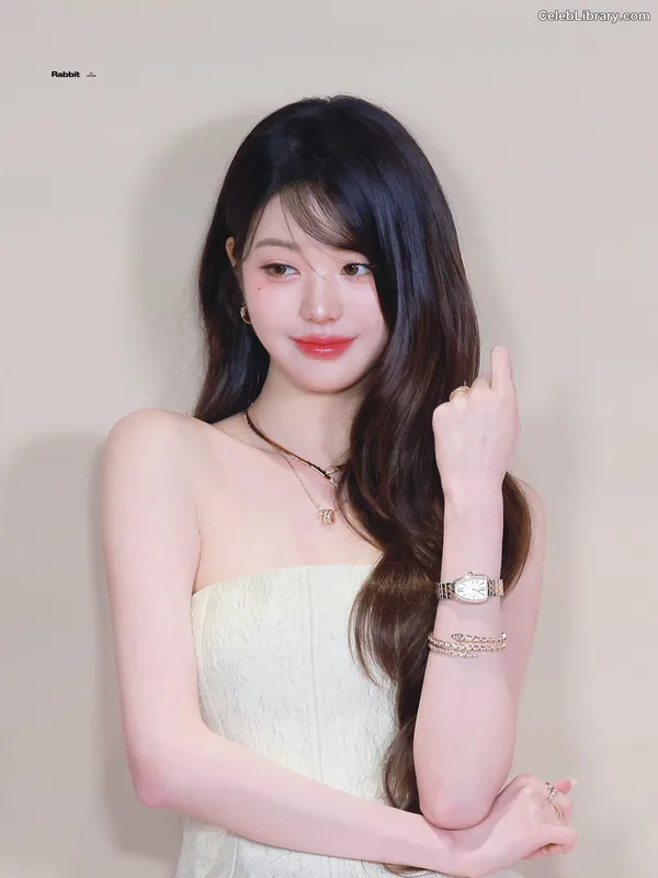 Jang Won-young  장원영 WONYOUNG photo 14 of 5846