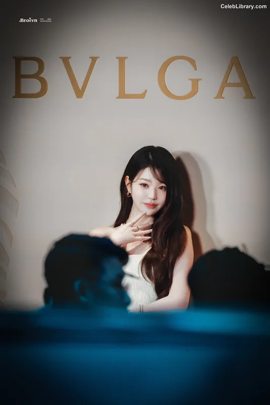 Jang Won-young  장원영 WONYOUNG photo 18 of 5846