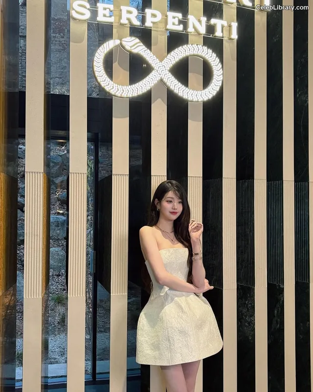 Jang Won-young  장원영 WONYOUNG photo 17 of 5846