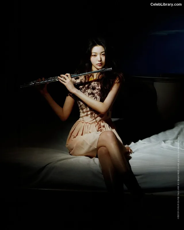 Jang Won-young  장원영 WONYOUNG photo 8 of 5846