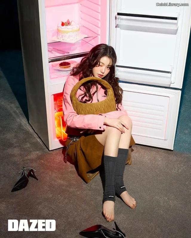 Jang Won-young  장원영 WONYOUNG photo 20 of 5846