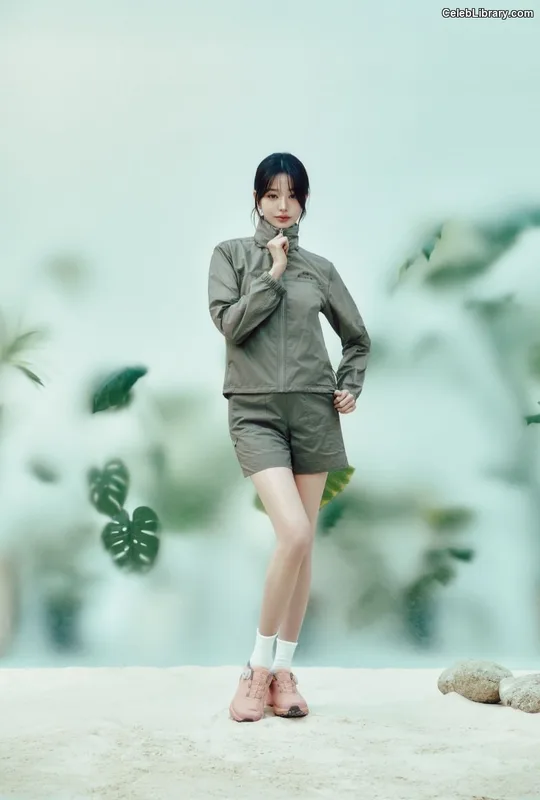 Jang Won-young  장원영 WONYOUNG photo 9 of 5846