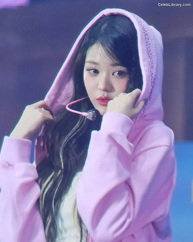 Jang Won-young  장원영 WONYOUNG photo 14 of 5846