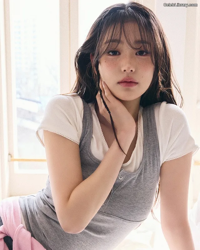 Jang Won-young 장원영 WONYOUNG photo 6 of 5846