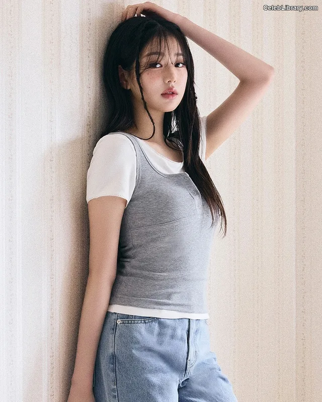 Jang Won-young 장원영 WONYOUNG photo 9 of 5846