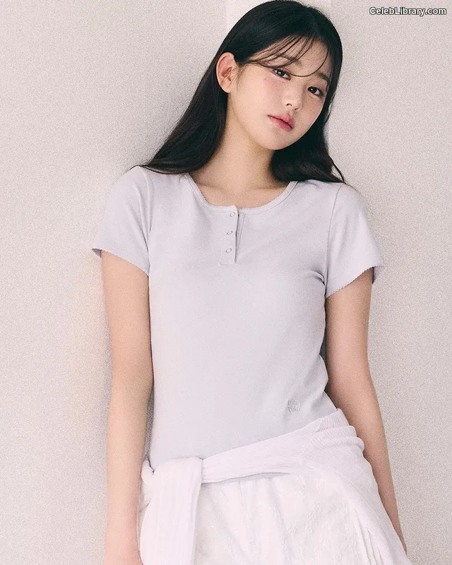Jang Won-young 장원영 WONYOUNG photo 14 of 5846