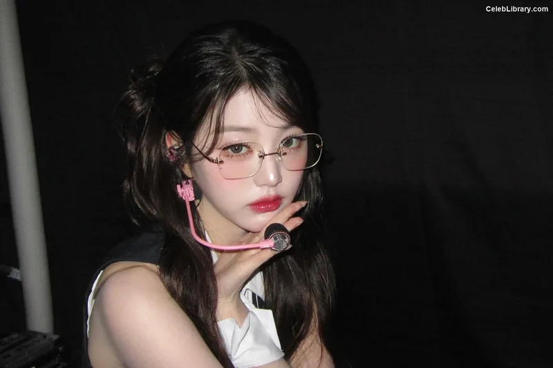 Jang Won-young 장원영 WONYOUNG photo 23 of 5846