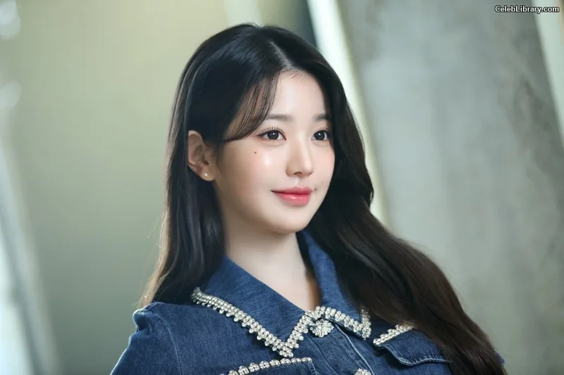 Jang Won-young  장원영 WONYOUNG photo 9 of 5846