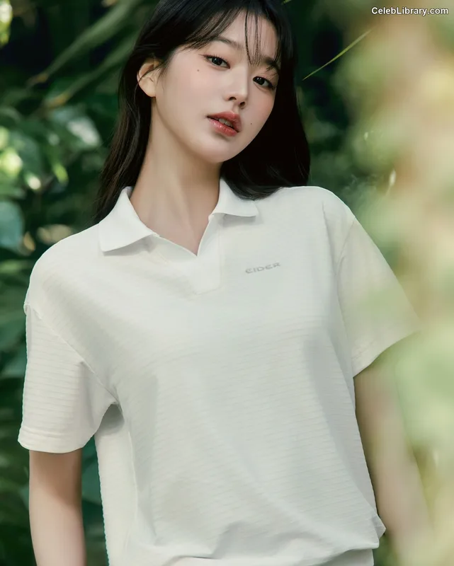 Jang Won-young  장원영 WONYOUNG photo 2 of 5846