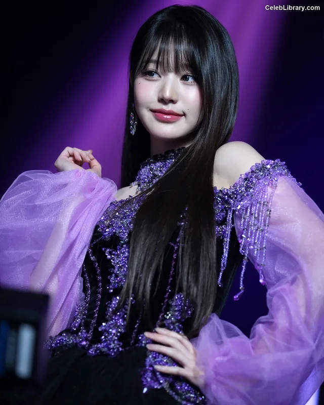 Jang Won-young  장원영 WONYOUNG photo 9 of 5846