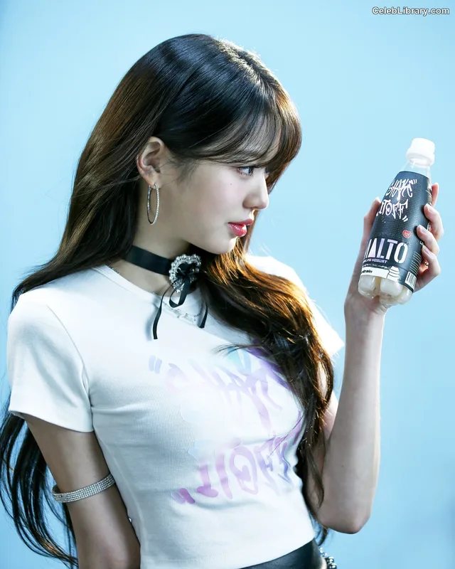 Jang Won-young  장원영 WONYOUNG photo 17 of 5846