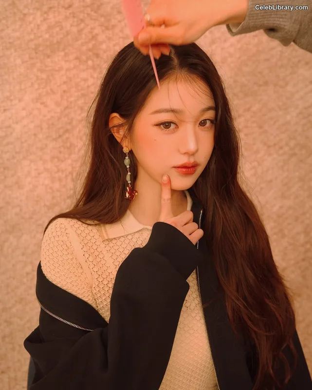 Jang Won-young  장원영 WONYOUNG photo 19 of 5846