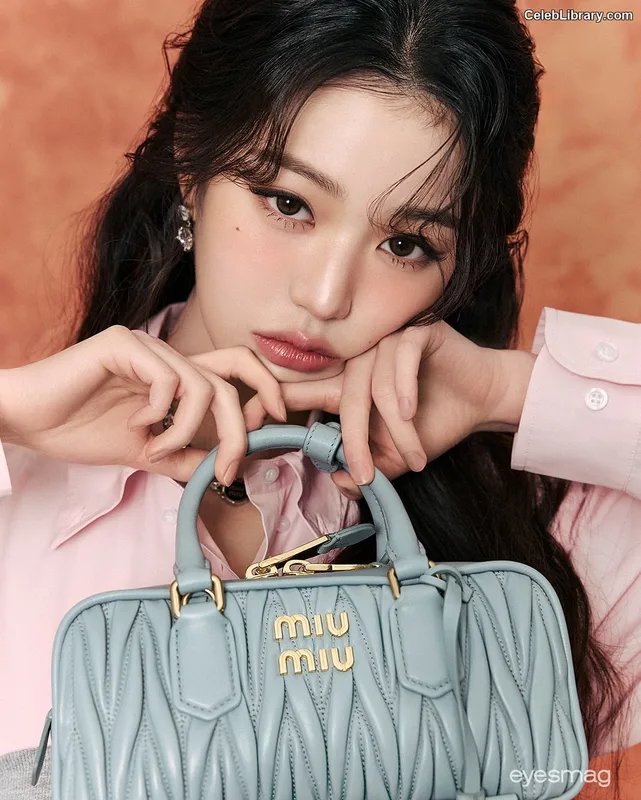 Jang Won-young  장원영 WONYOUNG photo 20 of 5846