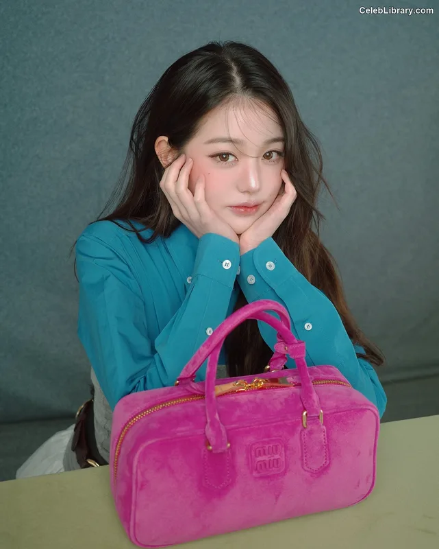 Jang Won-young  장원영 WONYOUNG photo 22 of 5846