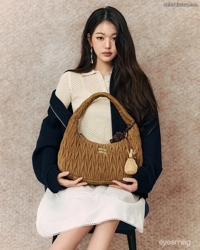 Jang Won-young  장원영 WONYOUNG photo 3 of 5846