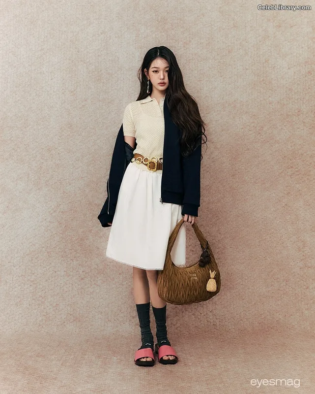 Jang Won-young  장원영 WONYOUNG photo 4 of 5846
