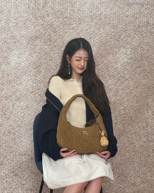 Jang Won-young  장원영 WONYOUNG photo 10 of 5846