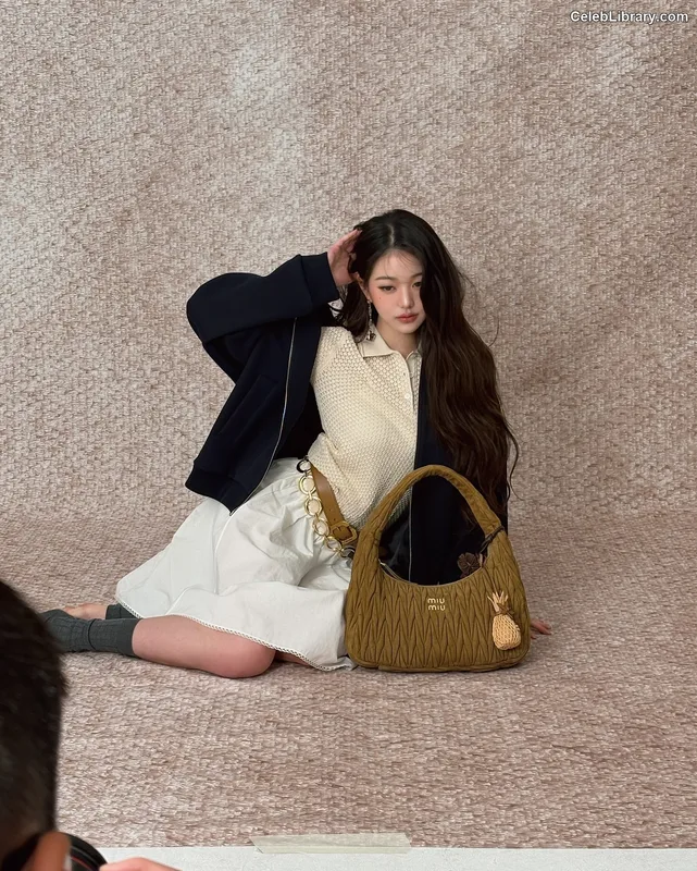 Jang Won-young  장원영 WONYOUNG photo 11 of 5846