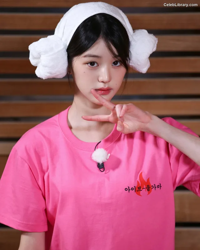 Jang Won-young  장원영 WONYOUNG photo 10 of 5846