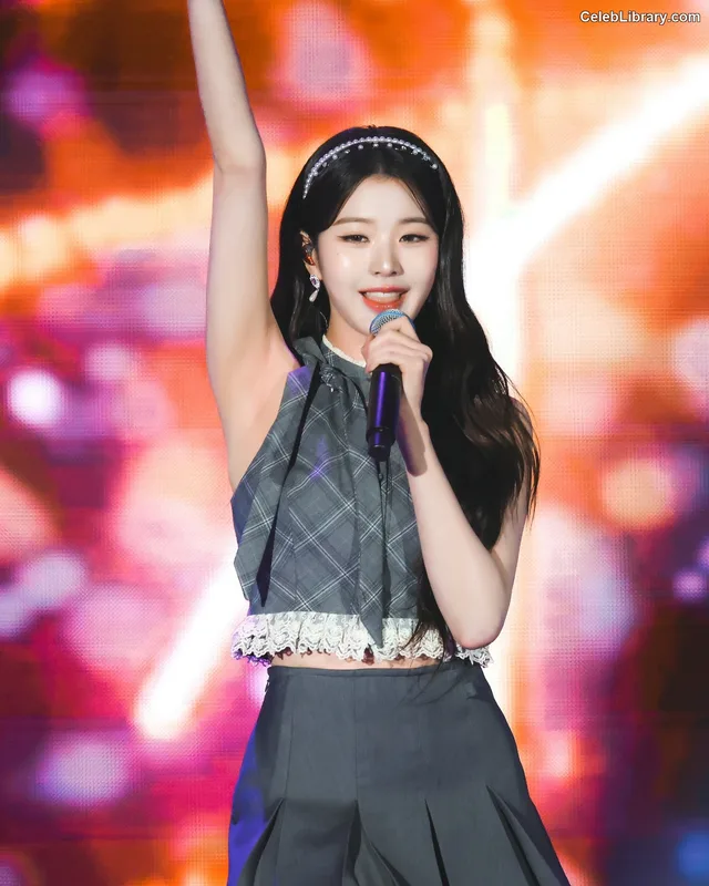 Jang Won-young  장원영 WONYOUNG photo 11 of 5846