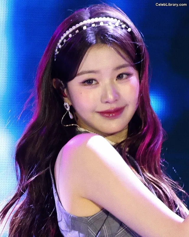 Jang Won-young  장원영 WONYOUNG photo 5 of 5846