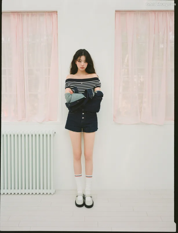 Jang Won-young  장원영 WONYOUNG photo 18 of 5846