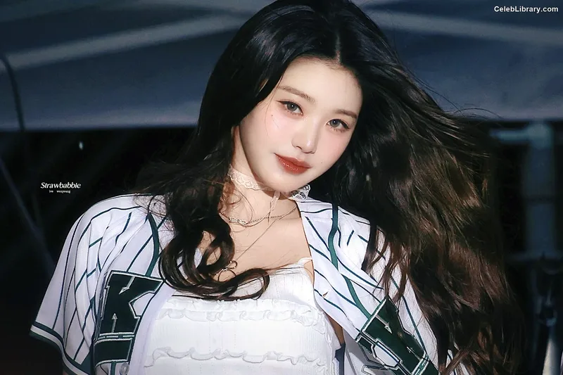 Jang Won-young  장원영 WONYOUNG photo 15 of 5846