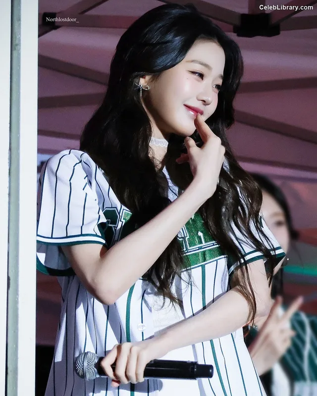 Jang Won-young  장원영 WONYOUNG photo 24 of 5846