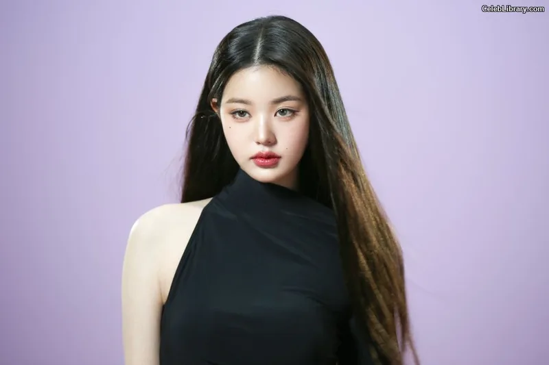 Jang Won-young  장원영 WONYOUNG photo 20 of 5846