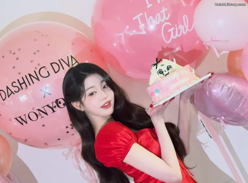 Jang Won-young  장원영 WONYOUNG photo 9 of 5846