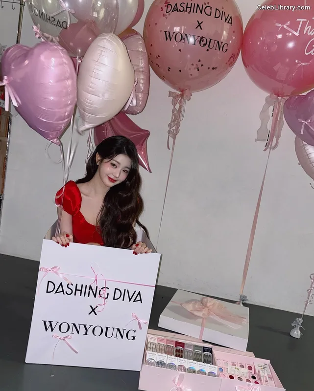 Jang Won-young  장원영 WONYOUNG photo 17 of 5846
