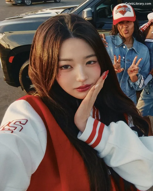 Jang Won-young  장원영 WONYOUNG photo 3 of 5846