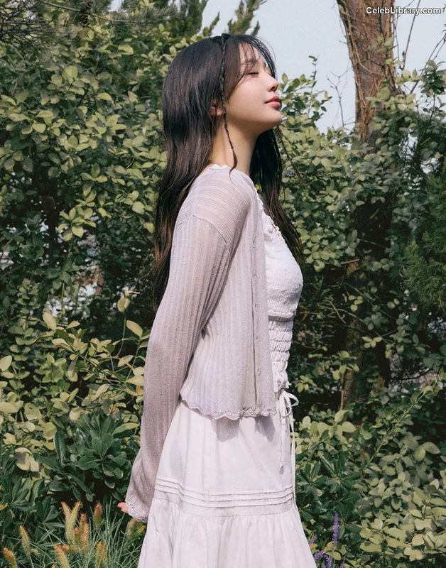 Jang Won-young  장원영 WONYOUNG photo 7 of 5846
