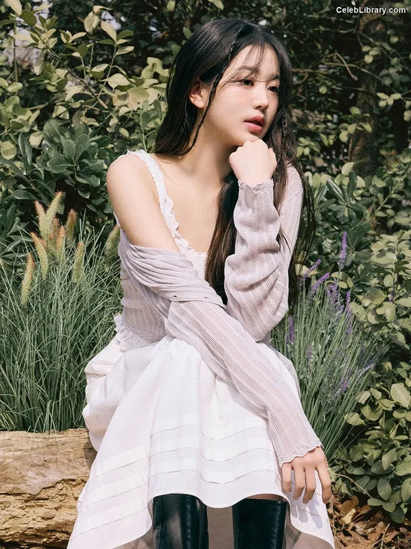 Jang Won-young  장원영 WONYOUNG photo 10 of 5846