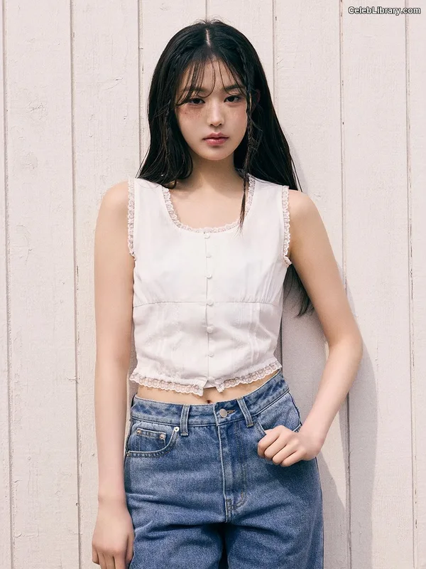 Jang Won-young 장원영 WONYOUNG photo 3 of 5846