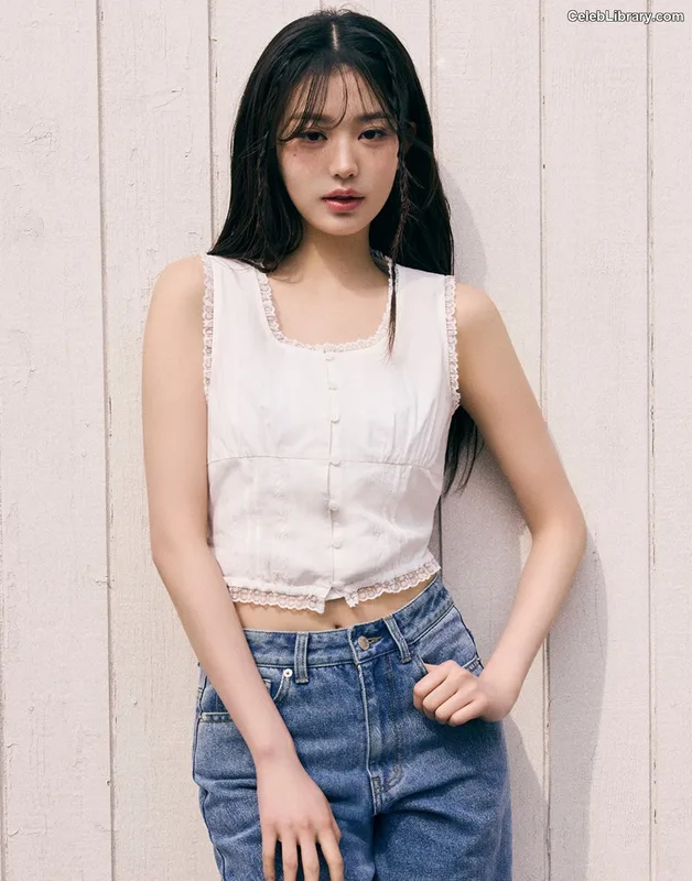Jang Won-young 장원영 WONYOUNG photo 4 of 5846