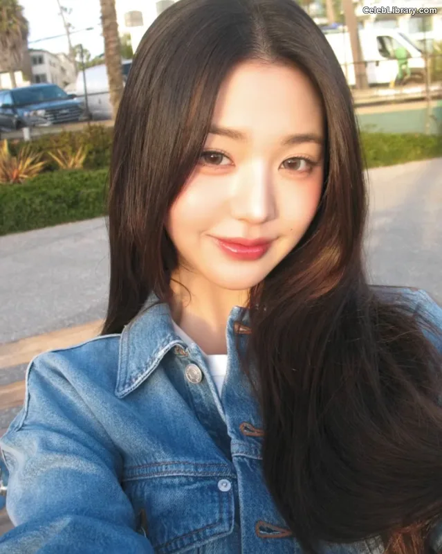 Jang Won-young 장원영 WONYOUNG photo 8 of 5846