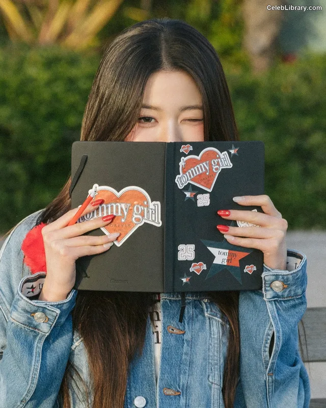 Jang Won-young 장원영 WONYOUNG photo 12 of 5846