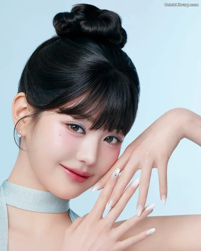 Jang Won-young 장원영 WONYOUNG photo 3 of 5846